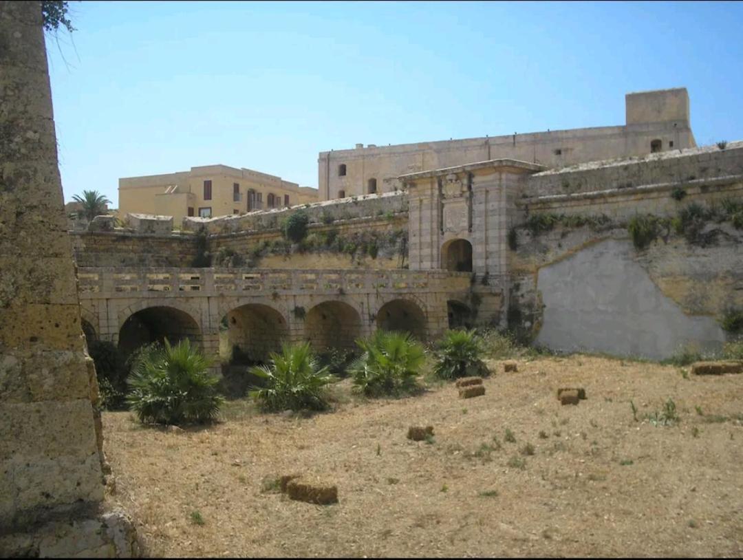 Fort Chambray Gozo Għajnsielem Extérieur photo